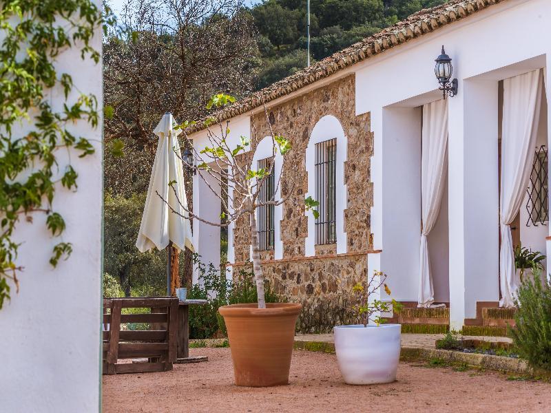 Balneario Aguas Villaharta Exteriör bild