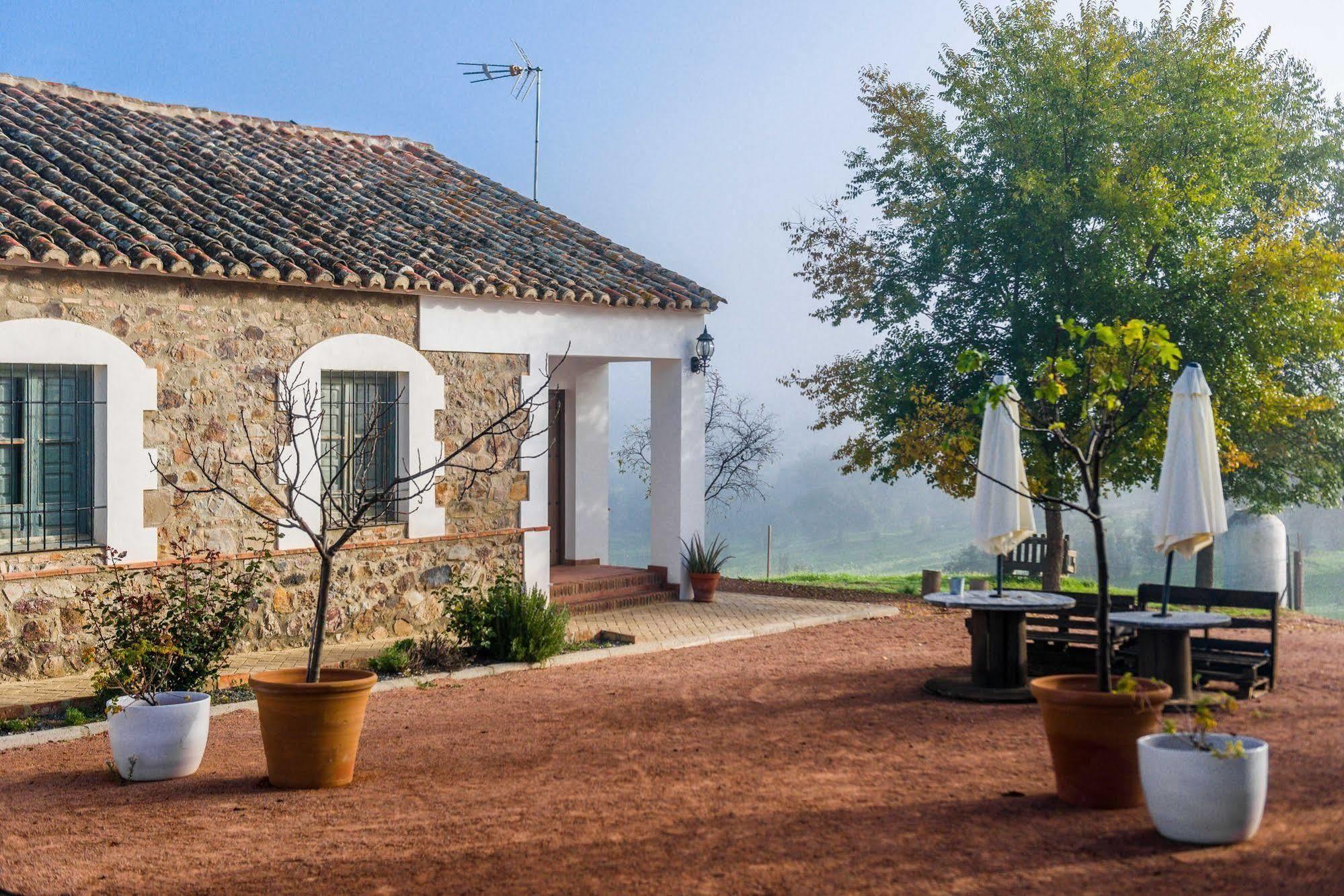 Balneario Aguas Villaharta Exteriör bild