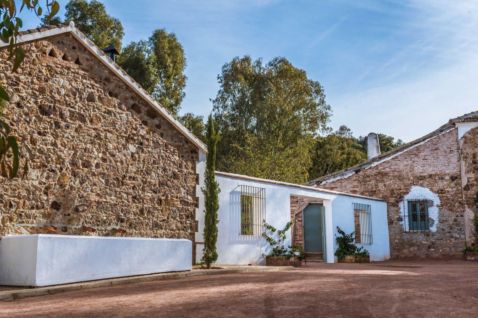 Balneario Aguas Villaharta Exteriör bild
