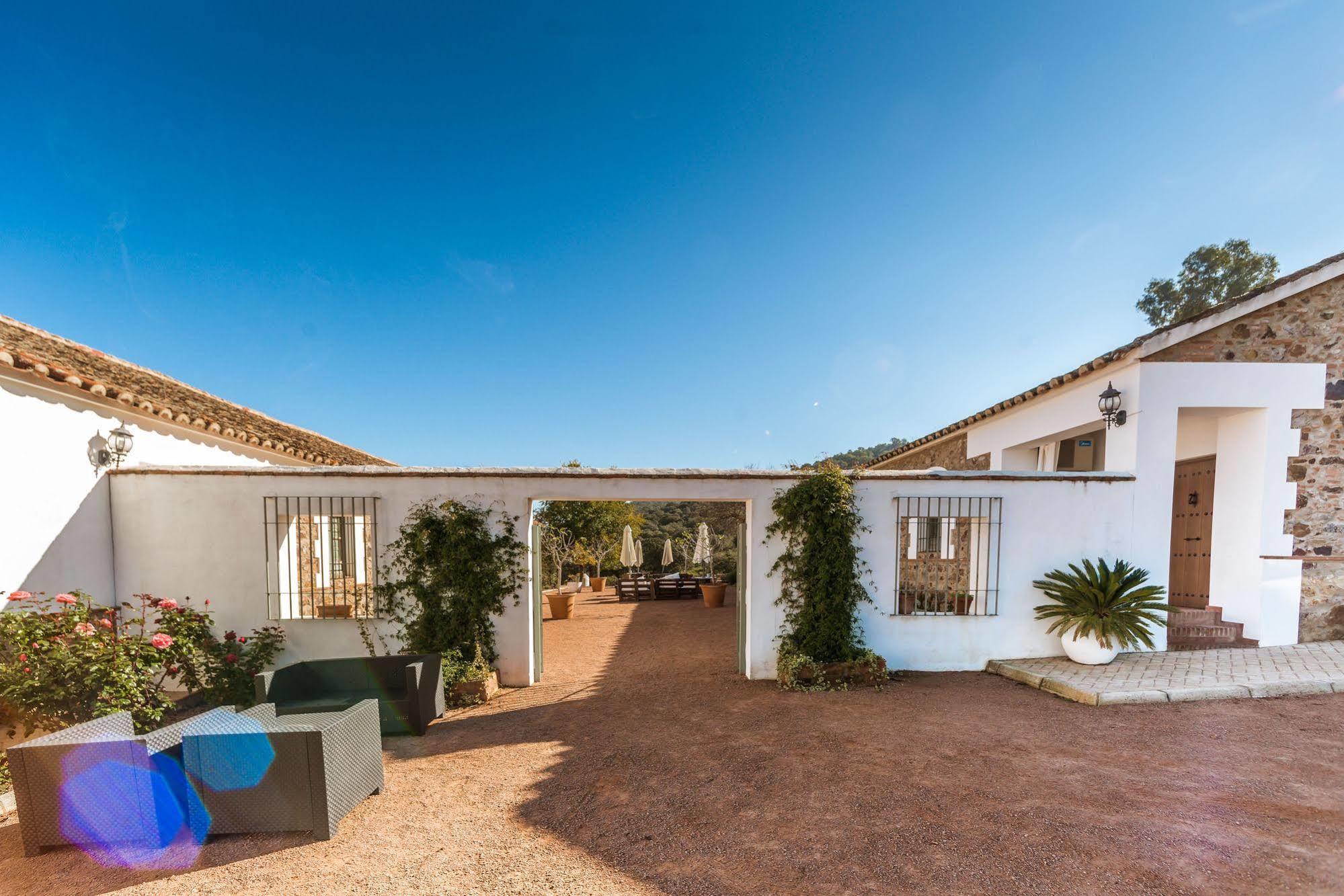 Balneario Aguas Villaharta Exteriör bild